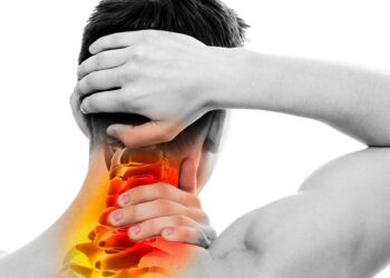 Thoái hóa đốt sống cổ là gì? Nguyên nhân, dấu hiệu và cách điều trị