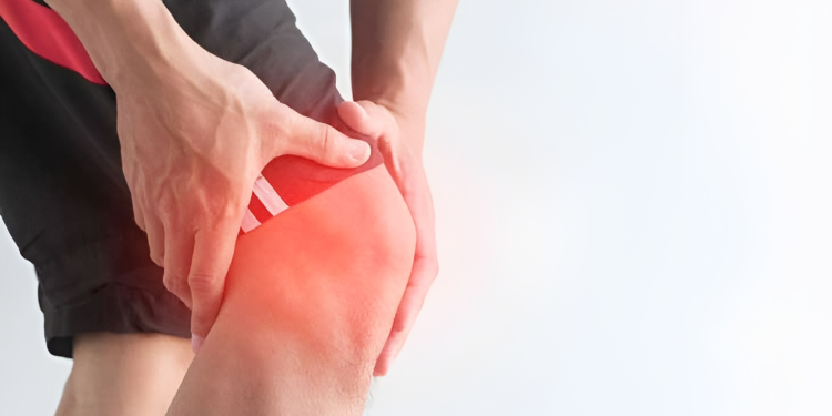 Cách trị đau đầu gối tại nhà đơn giản. Nên làm gì để giảm cơn đau?