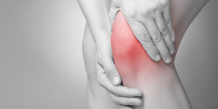 Viêm khớp nhiễm khuẩn: Nguyên nhân, triệu chứng, cách chẩn đoán và điều trị bệnh